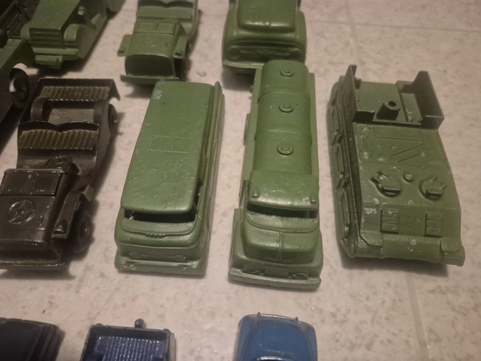 美国陆军汽车卡车 1950 年代 Tootsie 玩具和其他批量 — 第 4/4 张图片