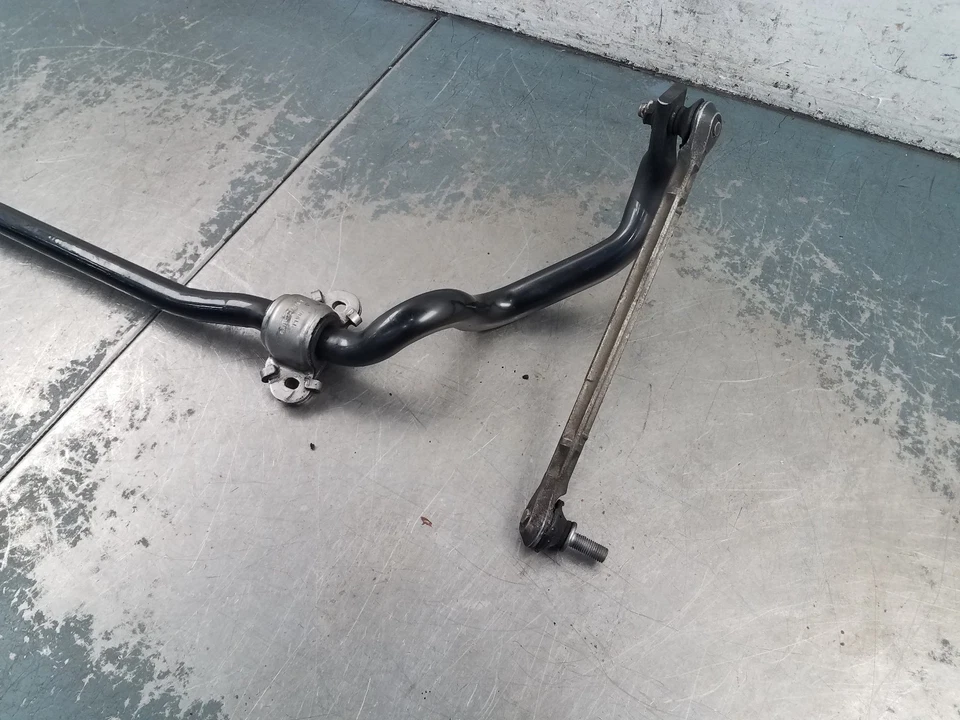 Barra estabilizadora delantera Mercedes AMG CLS 63 2012 #8399 K4 Foto 3 de 3