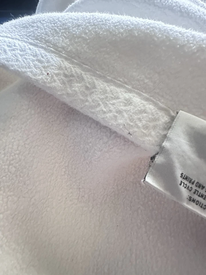 Peacock Alley 100% Egyptian Cotton All Season Twin Blanket White 90”66” Portugal - Image 4 of 4