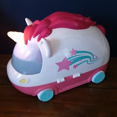 Ritzy Rollerz Dance N Dazzle Spa Einhorn Fahrzeug Auto Bus Licht Geräusche