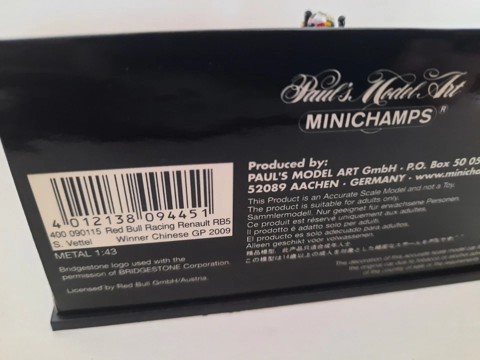 Minichamps Red Bull RB5 Sebastian Vettel winner Chinese GP 2009 1/43 400090115 - Immagine 3 di 3