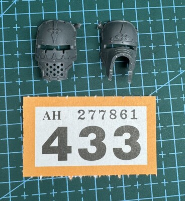 2 Imperial Knight Head Face Plate Helmet Vehicle Armour Chaos 40k Bits Heresy