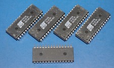 2 Stück - SST 27SF256 -70 -  MTP EEPROM DIP2...