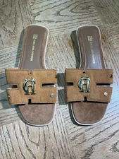 Holland Cooper Tan Gold Monogram Slides Sandals Size UK 4 US 6.5 New Read