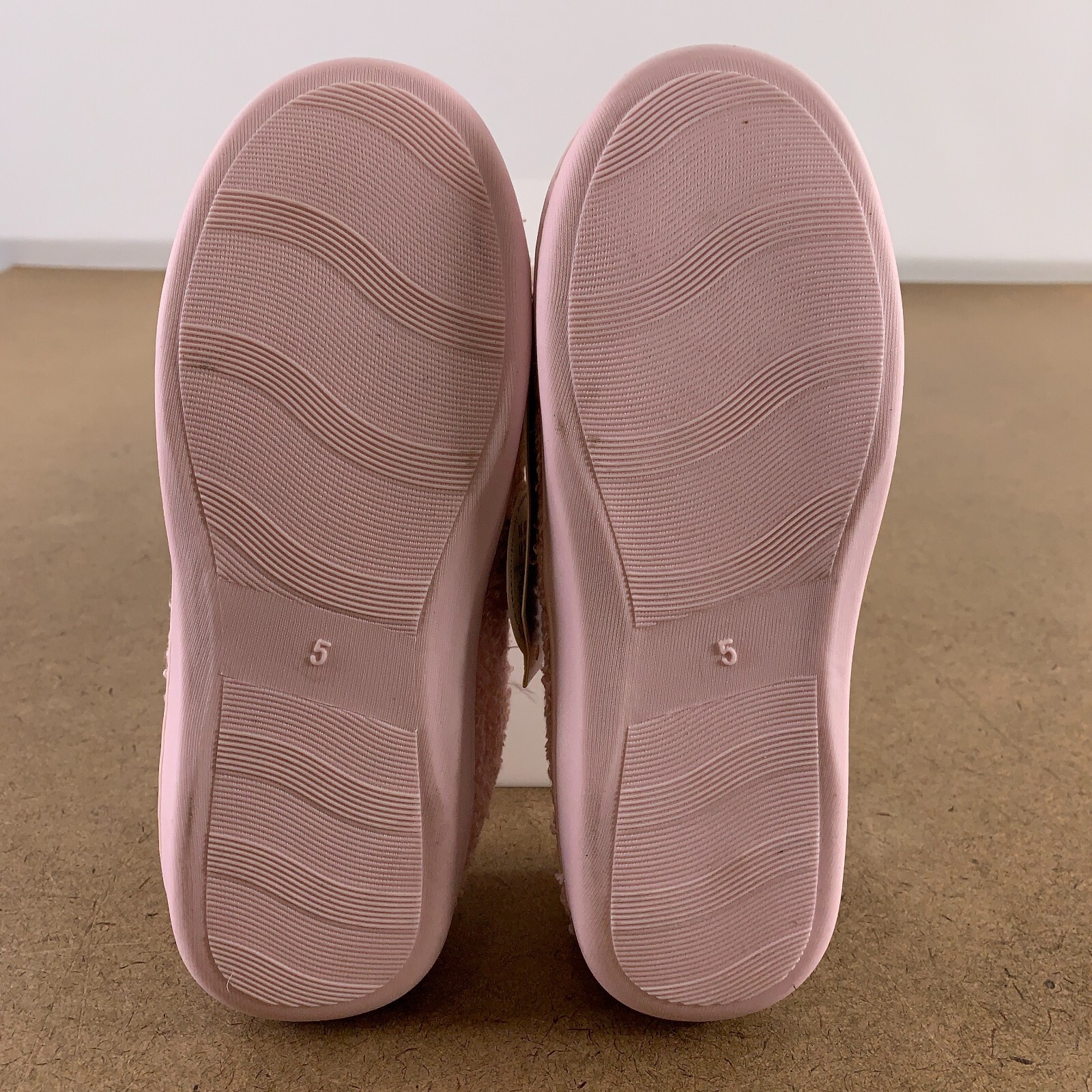 SAOLA Scarpe da donna rosa Lersvivil taglia 5 accoglienti suola in gomma scarpe slip on nuove con etichette