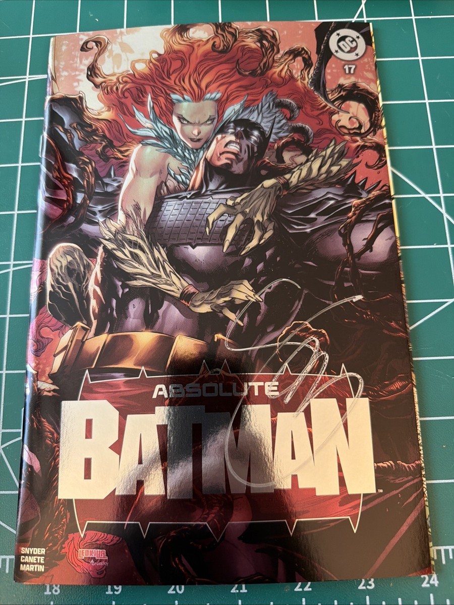 Absolute Batman #17 Ken Lashley Foil Variant Signed Scott Snyder