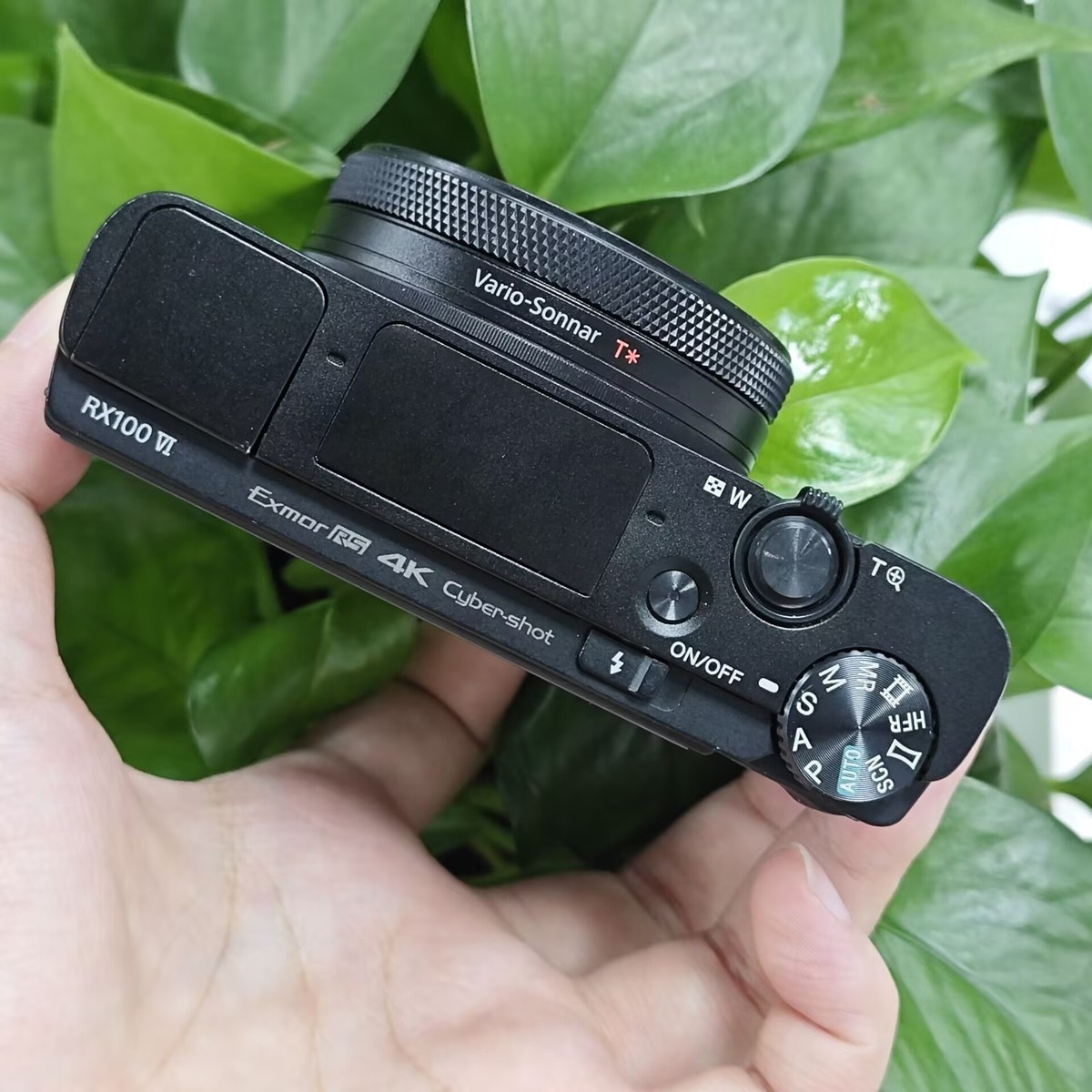 Sony Cyber Shot RX100 VI M6 Compact Digital Camera Black English