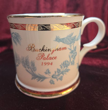 Buckingham Palace Mug 1994 Commemorative Fine Bone China Gold Trim England