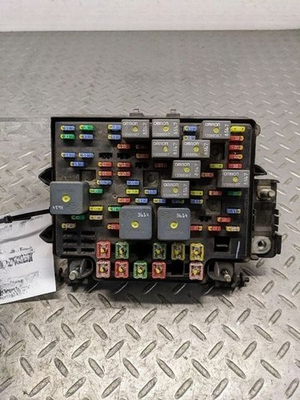 #ad 2003 2005 Chevy Silverado 1500 2500 3500 Engine Fuse Box 6.0L 8.1 OEM $50.99