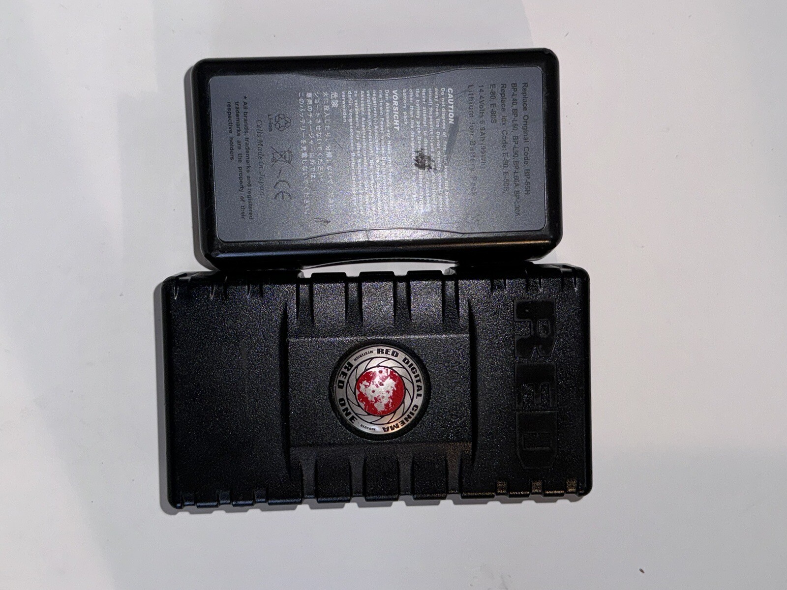 RED Scarlet Dragon 6k with a lot Of Extra “Ready To Shoot” 503.6 Hrs On