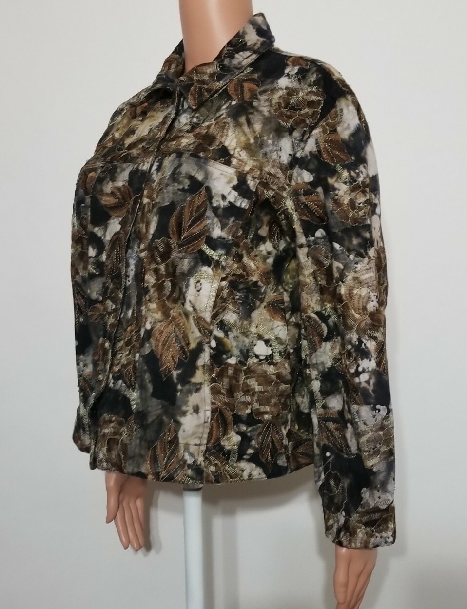 Chico's Design Button Jacket Embroidered Leaves F… - image 4