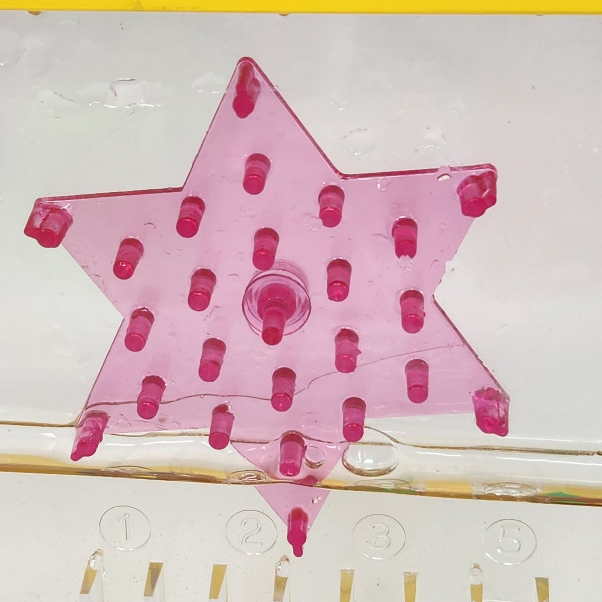 VINTAGE 1976 TOMY WATERFUL PLASTIC STARBALL RING TOSS WATER