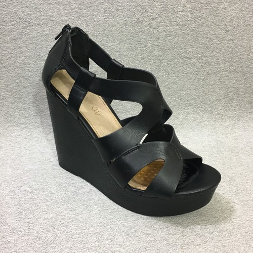 aldo black platform sandals