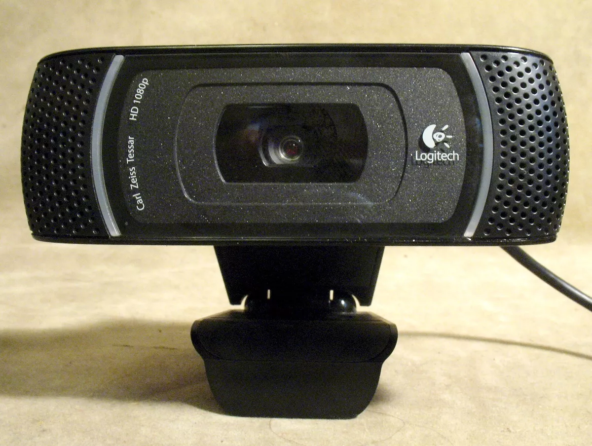 Logitech C910 Carl Zeiss Tesssar 1080p HD Webcam V-U0017