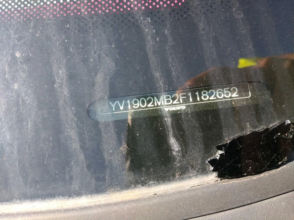 Conjunto de filtro de aire Volvo serie 80 2015 OEM 31319684 usado 119 k millas negro Foto 3 de 4