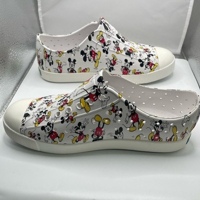 Native Disney Unisex  Authentic br Mickey Mouse water shoes, size J 3