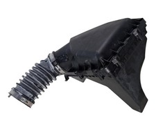 Cadillac XT4 Intake Air Cleaner Assembly OEM 84383477 23272757 2019-2024