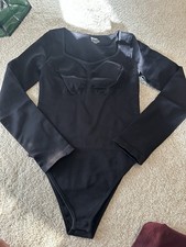 NWOT WOMEN  S BLACK OQQ LONG SLEEVED RIBBED BODYSUIT SIZE XL