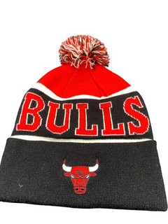 PRIMARK Chicago Bulls NBA Bobble Hat Pom Pom Black Red Winter Warm