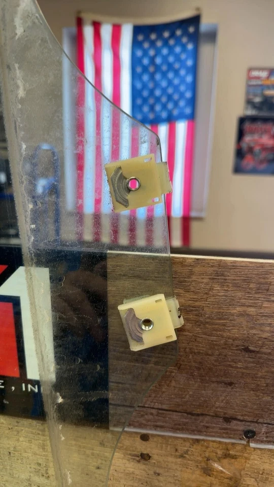 MAZDA 2 2011-2014 PUERTA TRASERA IZQUIERDA VENTANA/VIDRIO Foto 3 de 4