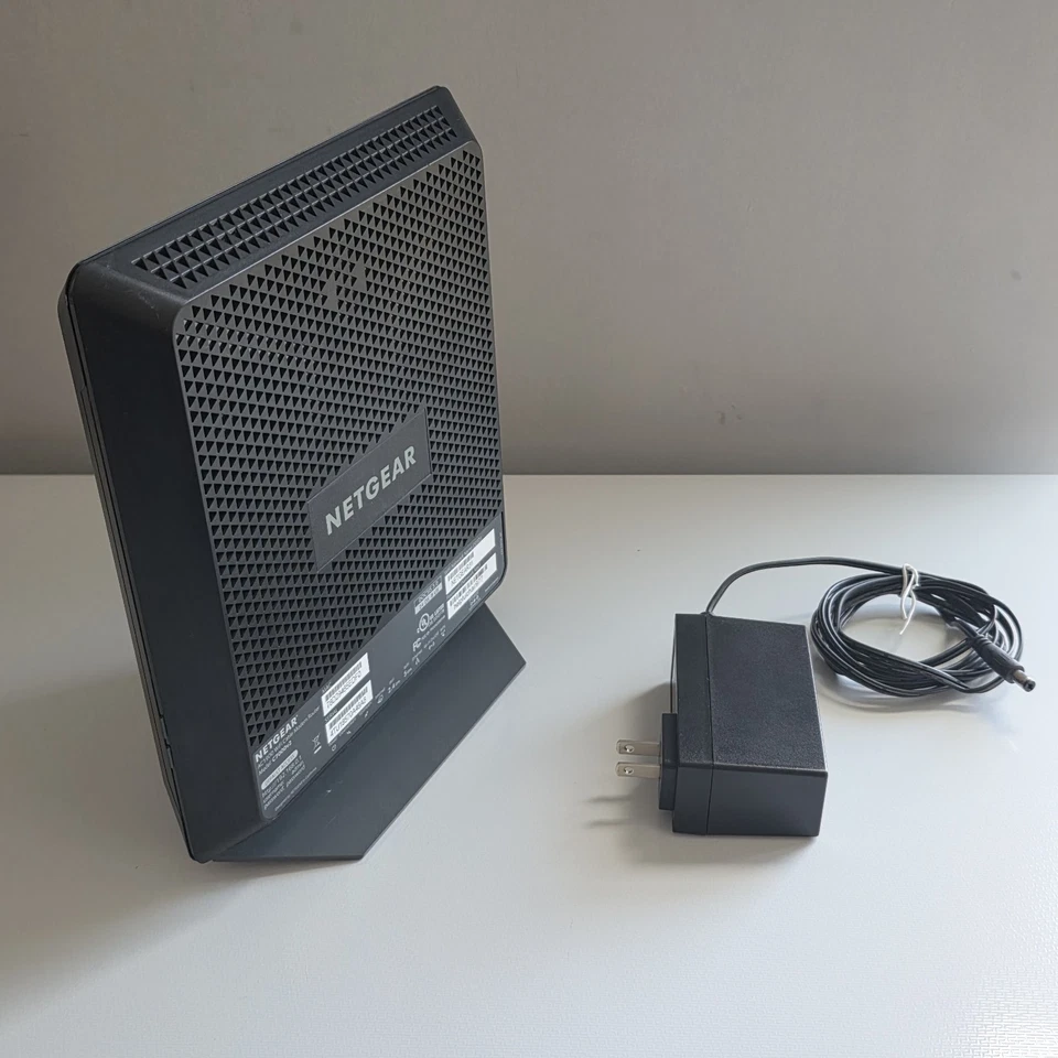 NETGEAR C7000v2 Nighthawk AC1900 Smart Wi-Fi Router Docsis Cable Modem 3.0 Works - Image 2 of 4
