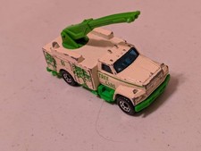 Utility Truck TREE CARE BUCKET TRUCK Matchbox 1:33 1989 FORD UTILITY WHITE POOR 