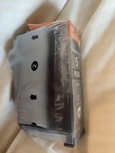Cartuccia d'inchiostro nera Canon PGBK IGP-5BK nuova in plastica - Foto 6 di 12