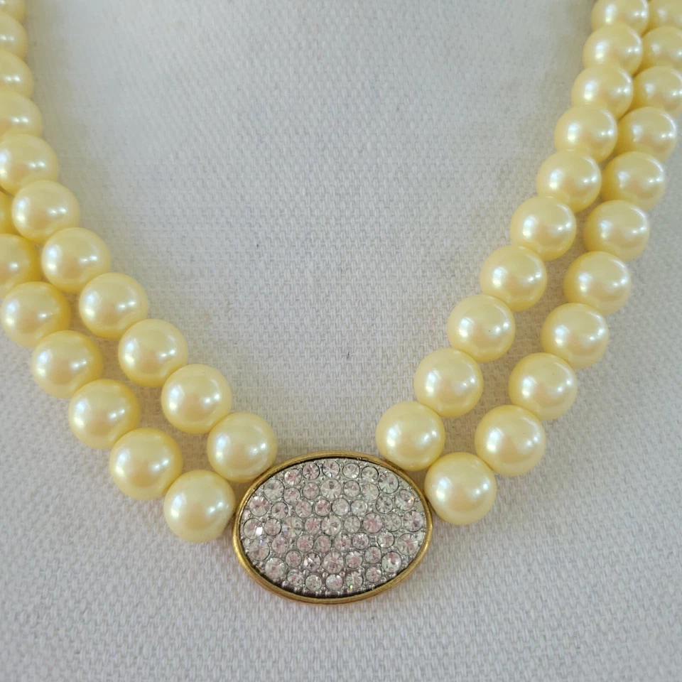 Collar Avon Vintage Doble Hilo Amarillo Imitación Perla Estrás 20" Foto 2 de 4
