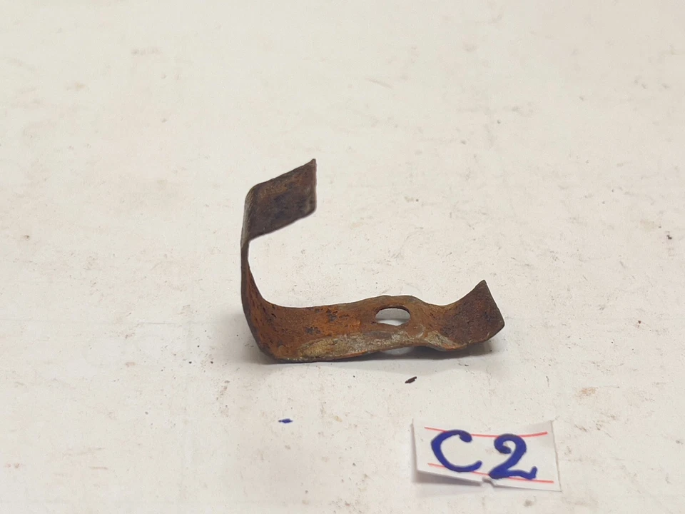 Usado Original 1939 40 41 46 Chevy GMC Camión Decoración Central Cubierta Clip OTH-B4 #C2 Foto 3 de 4