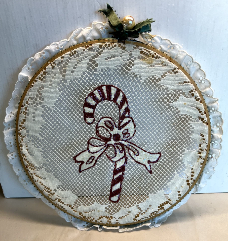 2 VTG Wooden Hoop Christmas Wall Art Décor Hand Embroidered Manger Scene Holiday - Image 3 of 4