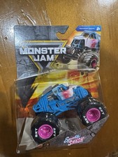 MONSTER JAM Series 42 SPARKLE SMASH TRAINING TRUCK CHASE 1/64 HTF Spin Master