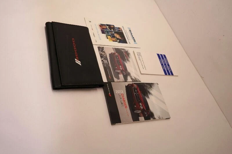 Dodge Charger 2013 manual del propietario  Foto 4 de 4