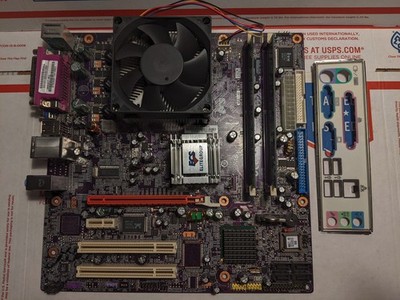 ECS Elitegroup 945GCT-M3 Motherboard with Intel Celeron 420 and Hynix 1 GB RAM