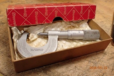 LOT C: STARRETT NO. 575 THREAD MICROMETER MACHINIST TOOL 0-1''