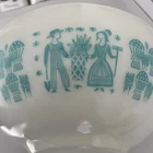 Vintage Pyrex 443 Amish Butterprint Mixing Bowl (2.5 Quart)