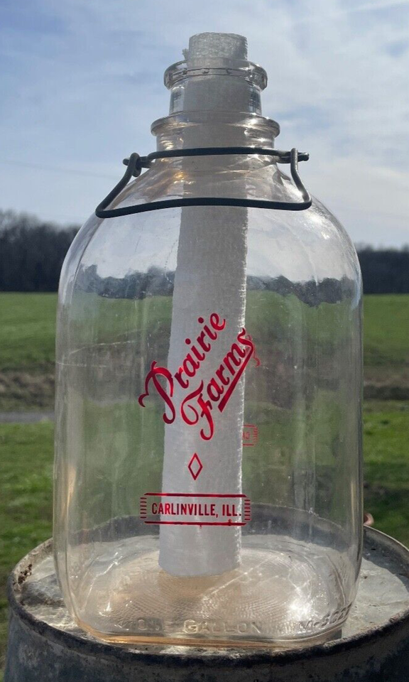 Prairie Farms 1940s gallon milk jug Carlinville Illinois clear glass
