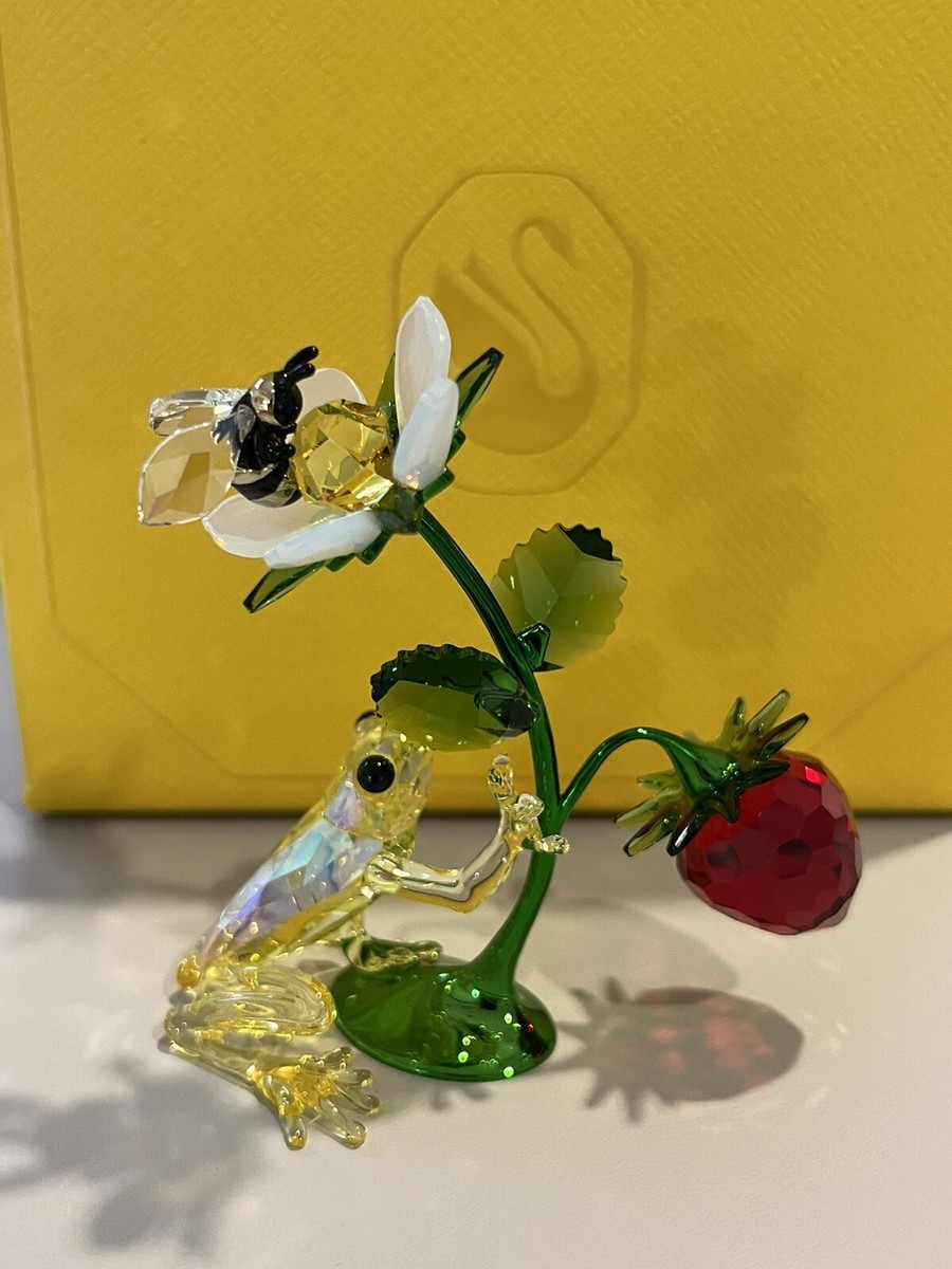 Swarovski Crystal IDYLLIA Frog, Bee and Strawberry 5667599 | eBay