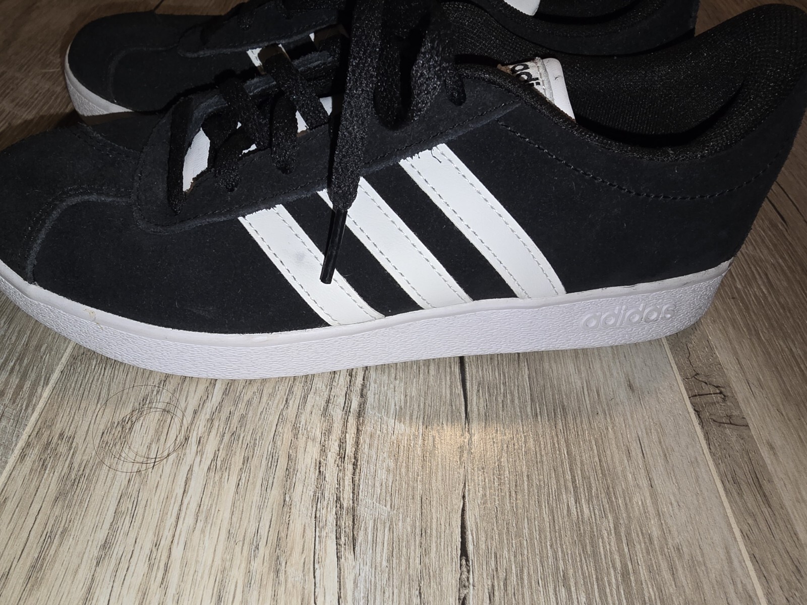 SAOLA Scarpe da ginnastica Adidas blu vera pelle scamosciata taglia US 4 UK 4.5 789006 in perfette condizioni