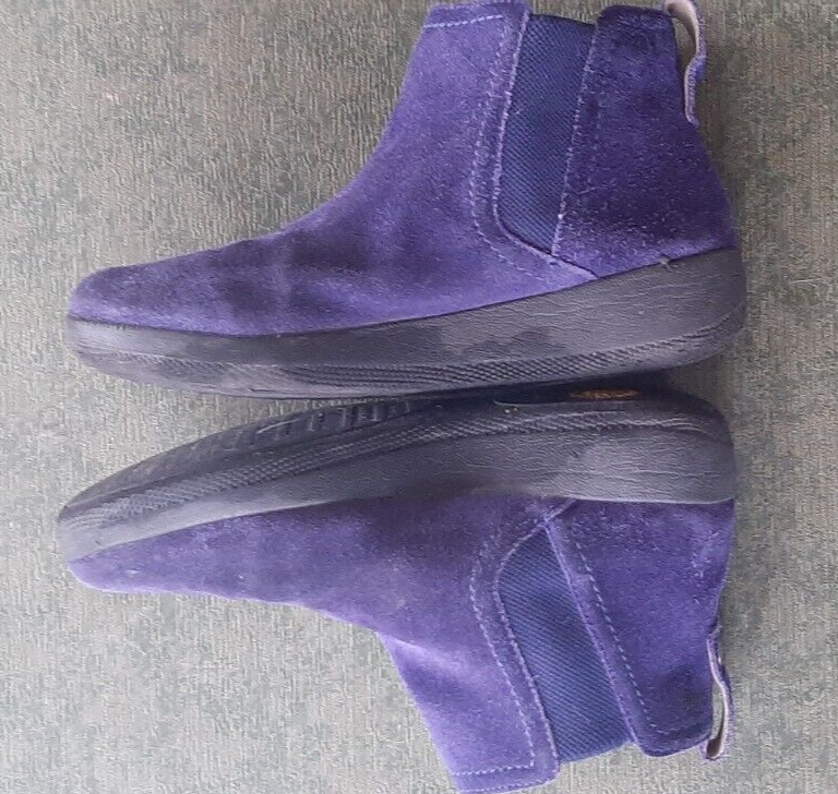Fitflop Superchelsea Boot Women’s Suede Ankle Booties Aurora Blue Size