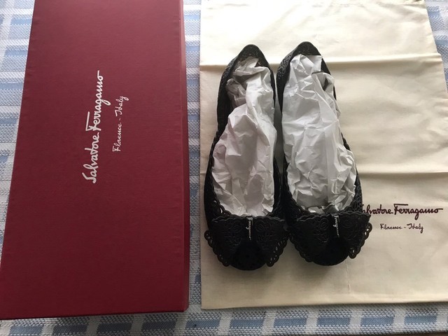 ferragamo jelly flats sale