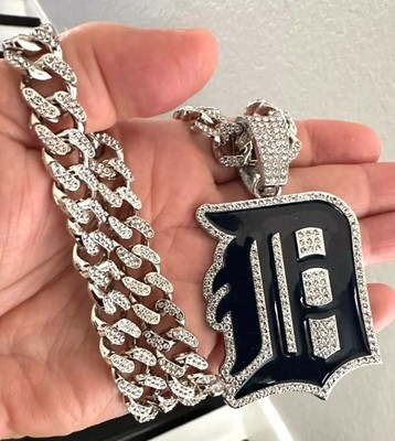 Detroit Tigers Baseball Iced Necklace Chain  20''. Gold Available 