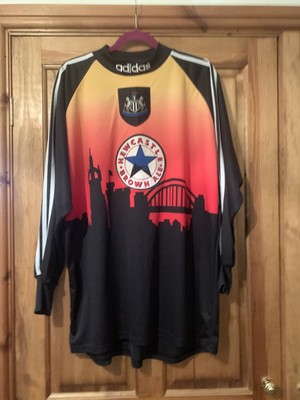 newcastle goalkeeper shirt 1996