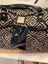 New Direction Duffle travel bag carry/pull wheels pull handle