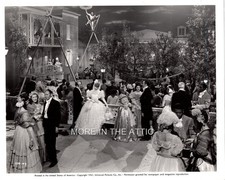 MARLENE DIETRICH ON RENE CLAIR FILM SET ORIG VINTAGE UNIVERSAL PICTURES STILL