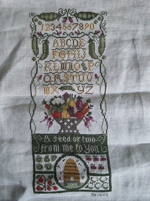 Finished Cross Stitch Prairie Schooler - GARDEN SAMPLER - Book 45