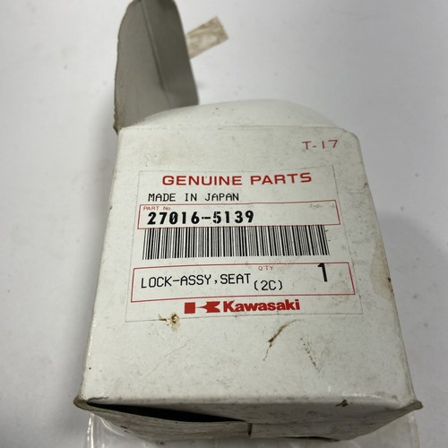 Kawasaki Lock Assy Seat 27016-5139 Includes 2 Keys - Picture 2 of 4