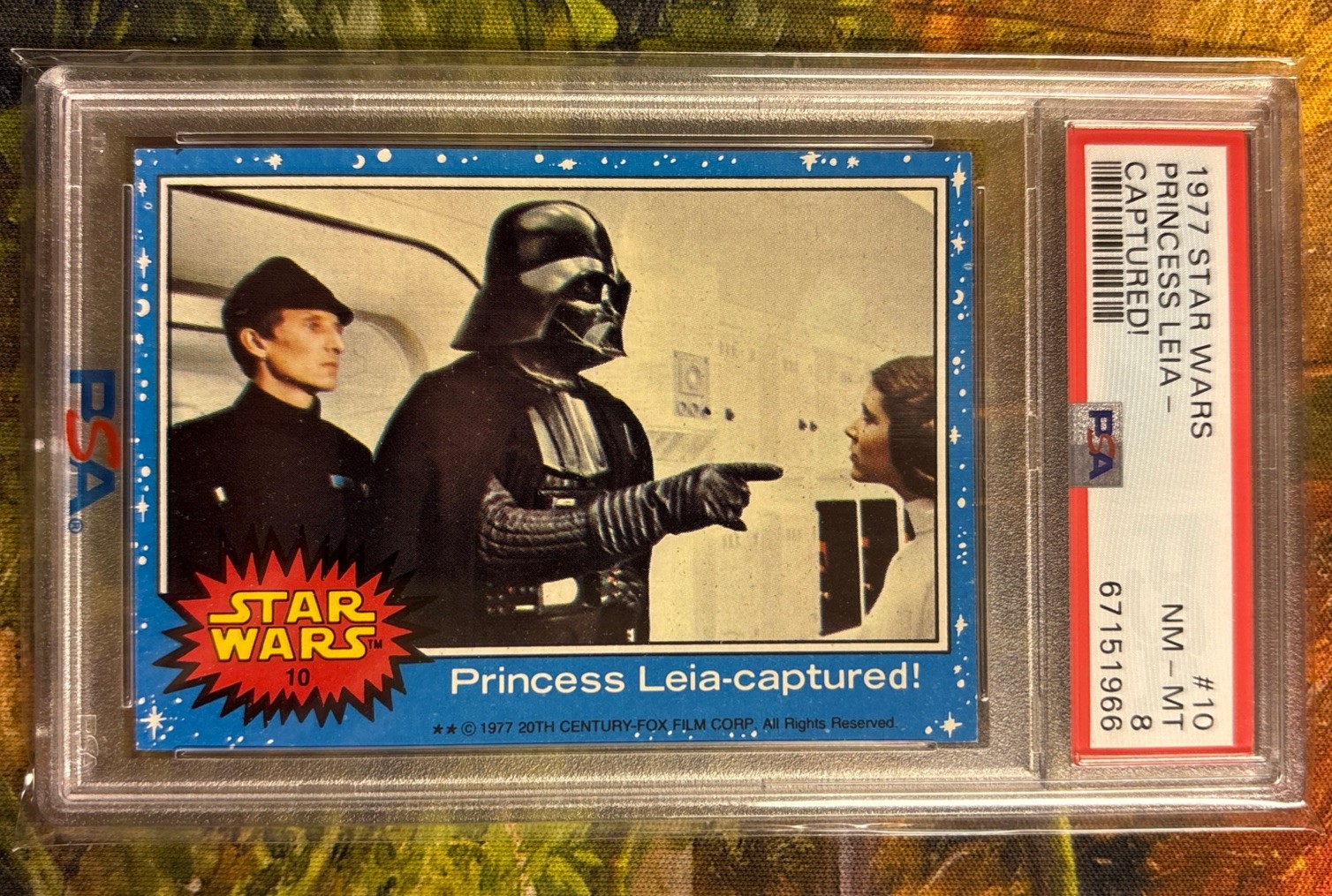 1977 Topps Star Wars #10 Princess Leia Captured! – PSA 8 NM-MT