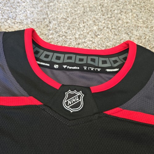 NEW Men's Fanatics Black Carolina Hurricanes Home Breakaway Jersey Size Medium - Picture 4 of 8