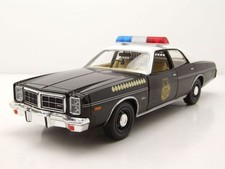 Modellino auto Dodge Monaco 1977 nero bianco Hatchapee County Sheriff 1:24 Greenlig