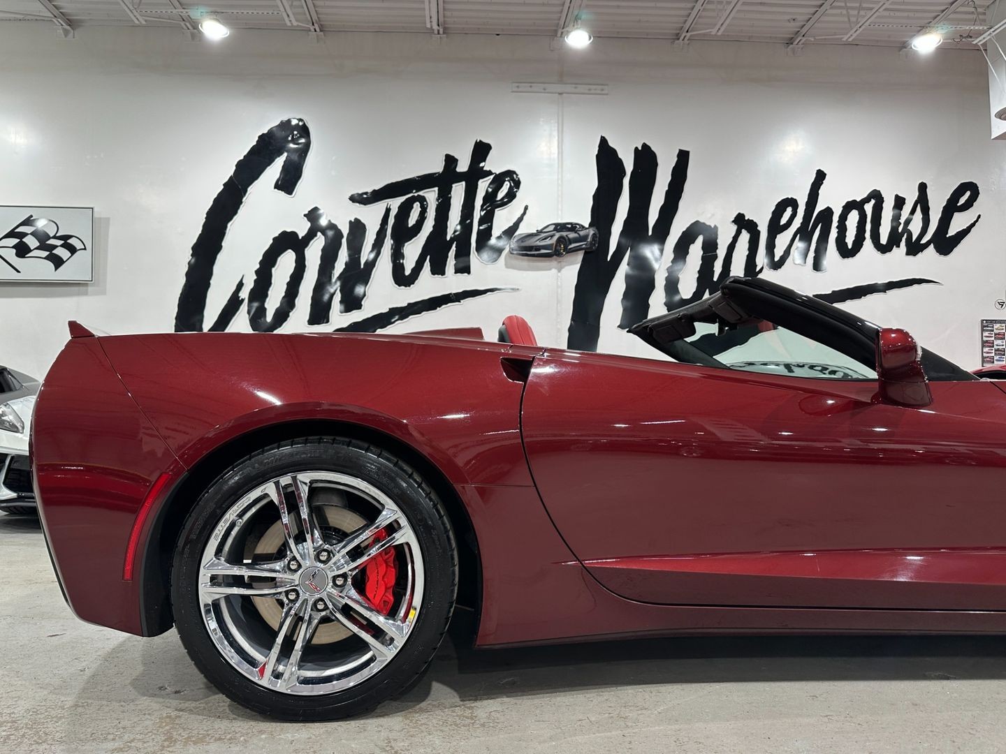 2016 [G1E] Long Beach Red Metallic Tintcoat Chevrolet Corvette   | C7 Corvette Photo 5